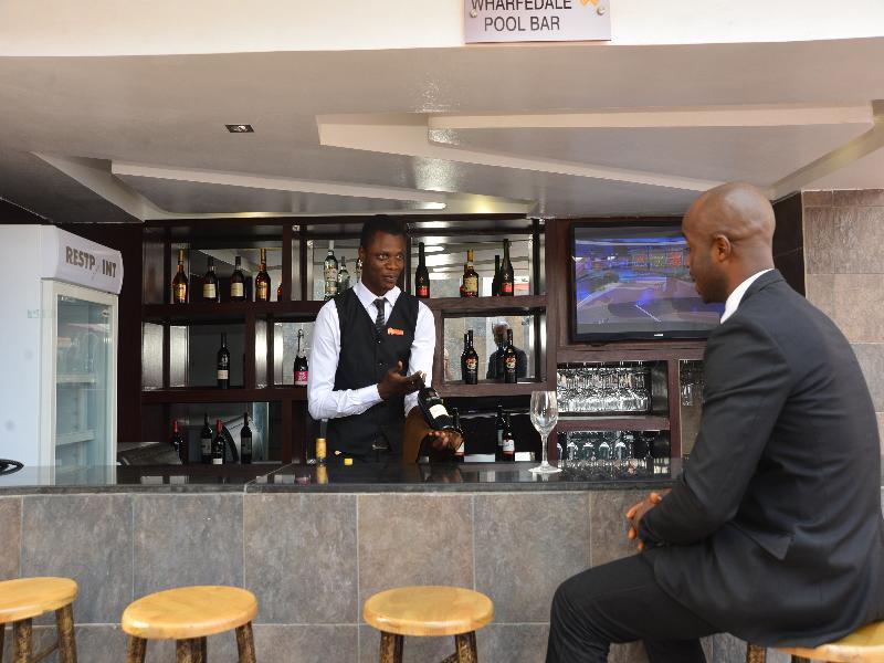 Golden Tulip Essential Lagos Airport Hotel المظهر الخارجي الصورة